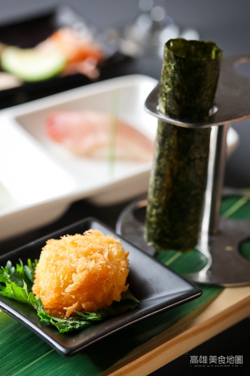 (高雄美食)義郎創作壽司日本料理－個頭小小卻很有料，你絕對一手抓得住他的海鮮手掌丼系列！