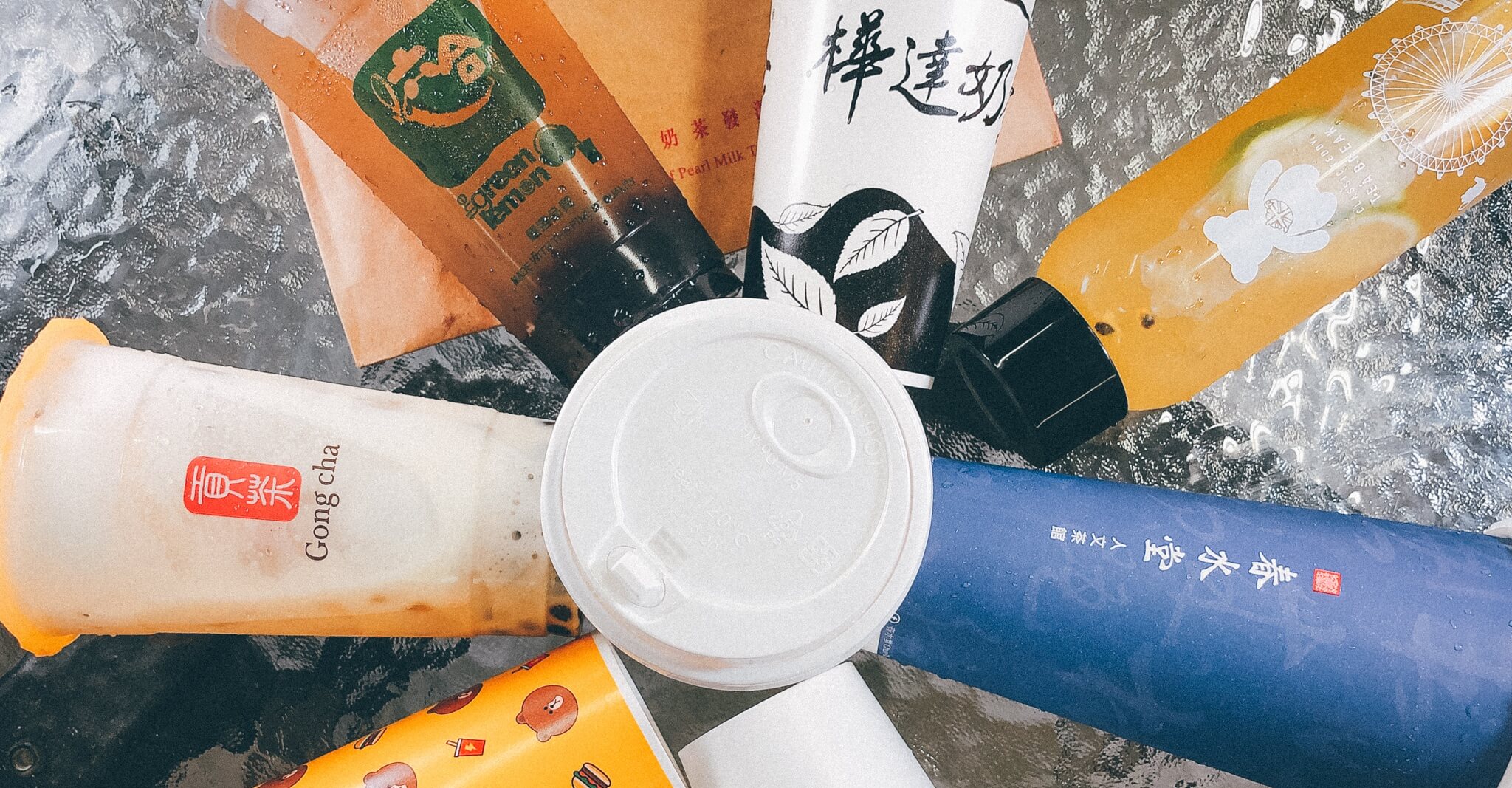 【高雄。左營】新光三越高雄左營店|3鐵共構7大品牌手搖飲3家親子最愛餐廳攏總底加啦! 高雄美食|新光三越高雄左營店