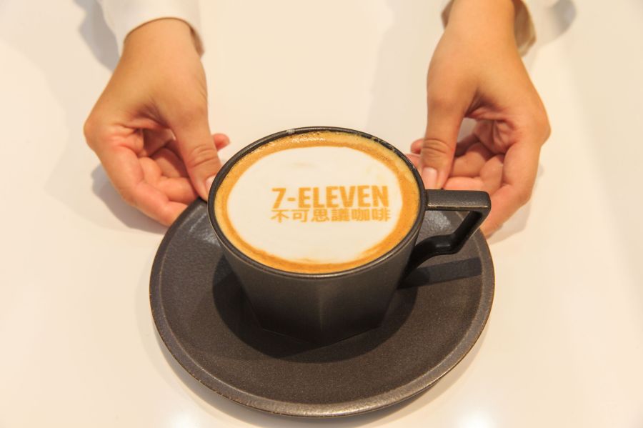 (高雄訊)高雄首間多元復合7-11「Big 7」 還有新品牌咖啡就在愛河門市