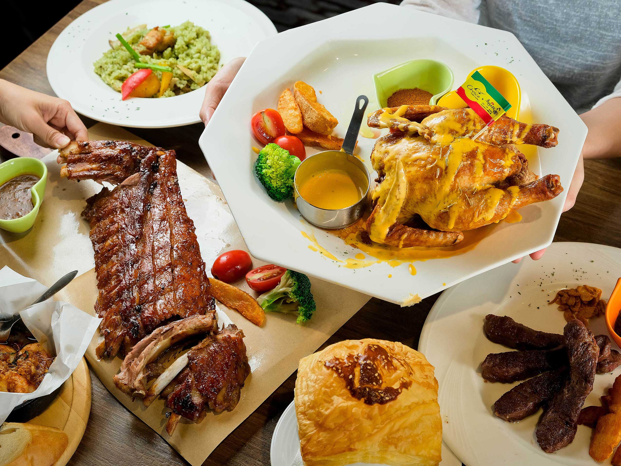 (高雄。楠梓) 喬義思窯烤手作廚房｜只怕菜色太豐富選擇障礙發作！歡聚暢快分享來這裡就對了