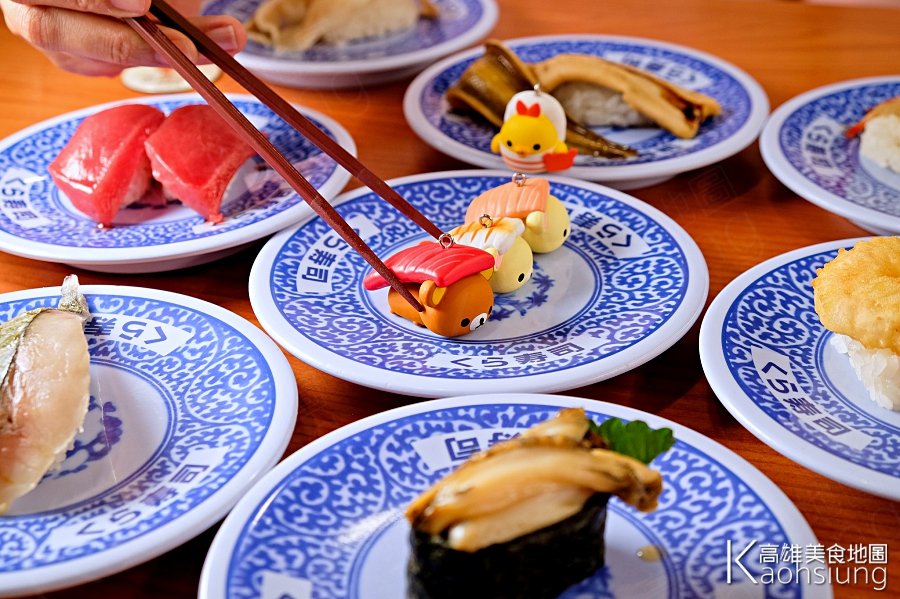 (高雄美食)藏壽司-拉拉熊握壽司懶萌上桌 暑假限定可愛到吃手手