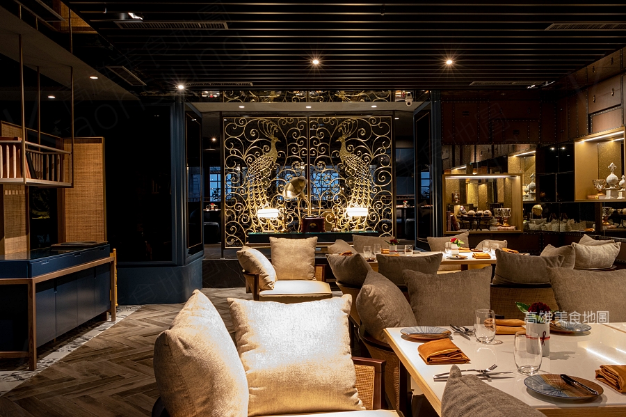PAVO Lounge Bistro 餐酒館 (高雄漢來) 完美詮釋低調的奢華！五星餐點佐上精緻創意調酒，來一場輕奢慵懶的夜間旅行