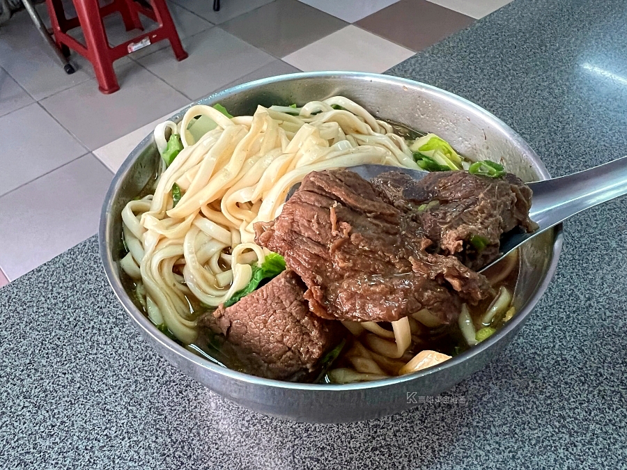 牛肉鎮牛肉麵(高雄橋頭)