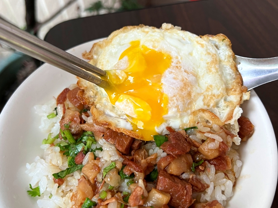 橋仔頭黃家肉燥飯(高雄橋頭)