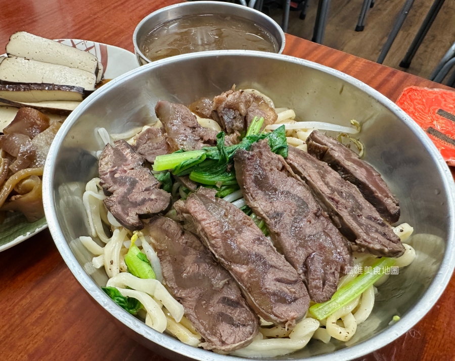 滿香屋牛肉麵 前金美食