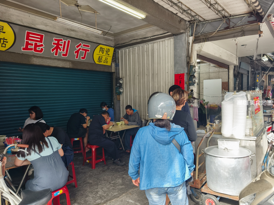 岡山文賢市場無店名麵線羹