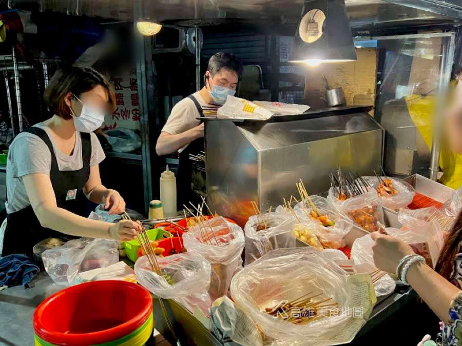 內惟無名烤肉攤(高雄鼓山)
