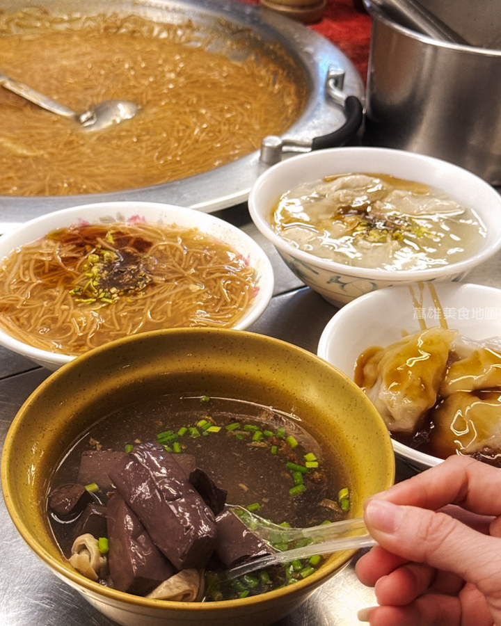 「高雄。左營」左營自由黃昏市場-燕家肉圓|隱藏黃昏市場低調又便宜的高雄銅板小吃 「高雄。左營」左營自由黃昏市場-燕家肉圓