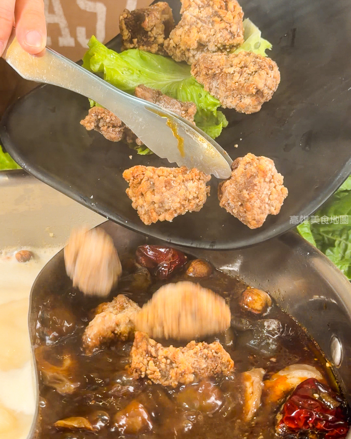 灑椒麻辣鴛鴦鍋青年店(高雄前金)─紅湯香 鴨血嫩 鍋料滿載 麻辣與暖湯的最強組合 愛河玩耍後的必吃新據點 灑椒麻辣鴛鴦鍋青年店(高雄前金)