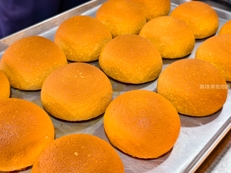 『高雄。前鎮』高雄高鐵左營站捷運咖啡麵包