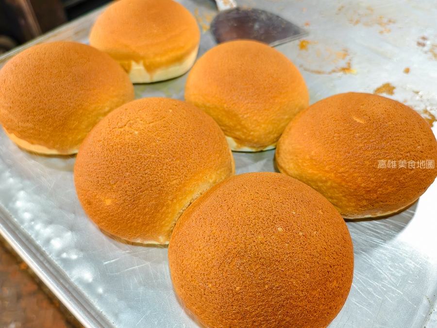 『高雄。前鎮』高雄高鐵左營站捷運咖啡麵包