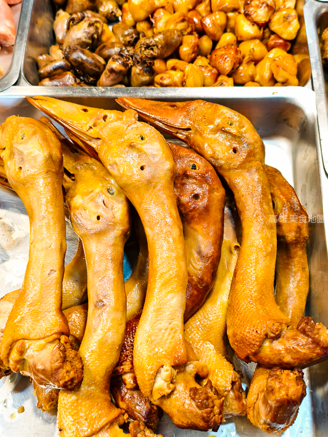 英明市場 莉姐煙燻滷味