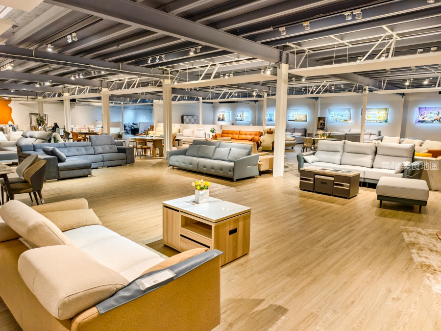 所丘家居 (高雄˙台南)—心之所向 沙發就是全家最Chill的地方 台灣製造本土品牌 匠心工藝成就客製化美學與品味 所丘家居 (高雄˙台南)