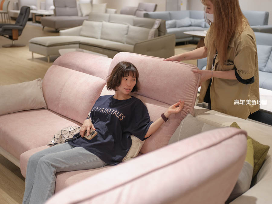 所丘家居 (高雄˙台南)—心之所向 沙發就是全家最Chill的地方 台灣製造本土品牌 匠心工藝成就客製化美學與品味 所丘家居 (高雄˙台南)