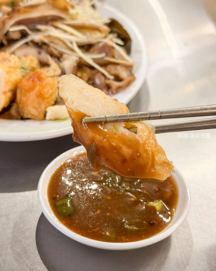 「高雄。鼓山」這家陽春麵-裕誠路在地十幾年傳統平價麵館,傳承30年的手工硬派麵條! 「高雄。鼓山」這家陽春麵-裕誠路