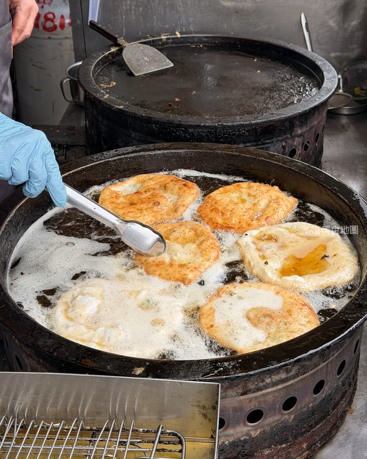 「高雄。左營區」鄭記蔥肉餅