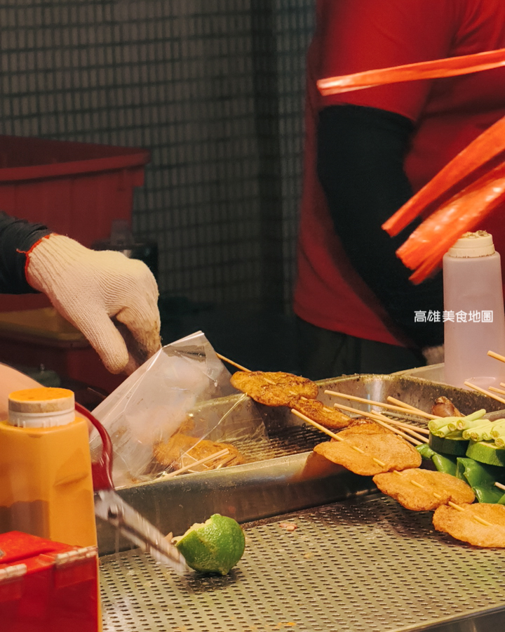 「高雄。小港區」小港-天康新口味專業碳烤|Google 破千則評論,內行必點酥脆雞皮,還貼心幫你去竹籤的職人宵夜。 小港-天康新口味專業碳烤