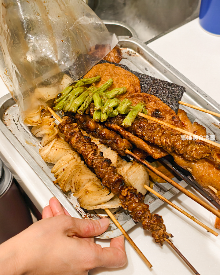 「高雄。小港區」小港-天康新口味專業碳烤|Google 破千則評論,內行必點酥脆雞皮,還貼心幫你去竹籤的職人宵夜。 小港-天康新口味專業碳烤