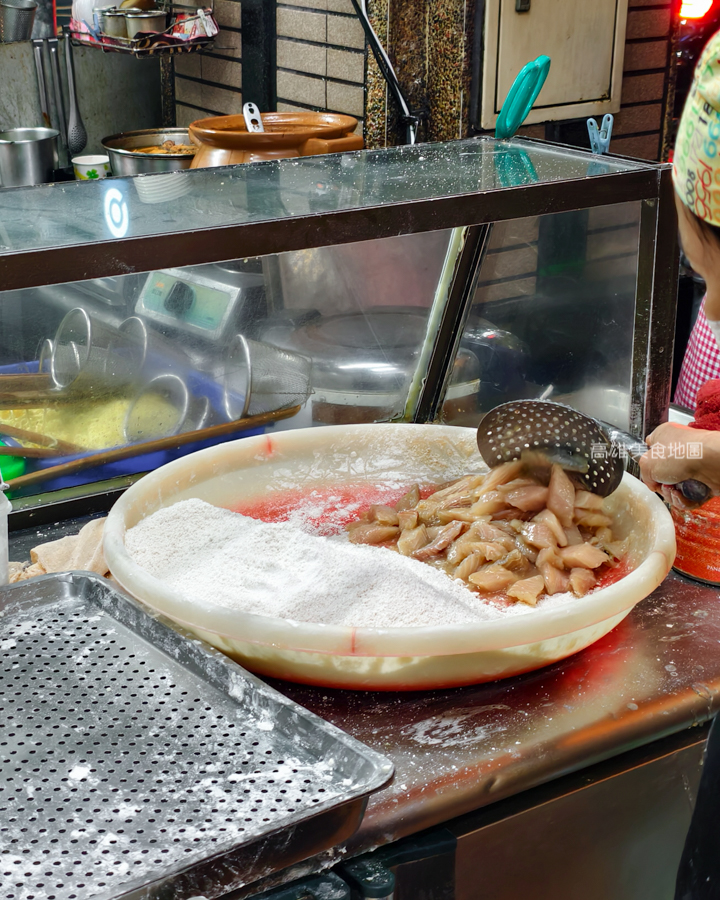 小港三伯仔土魠魚羹|開門就排隊的高雄 30 年以上老店,魚塊超酥超飽滿! 高雄小港漢民路-三伯仔土魠魚羹