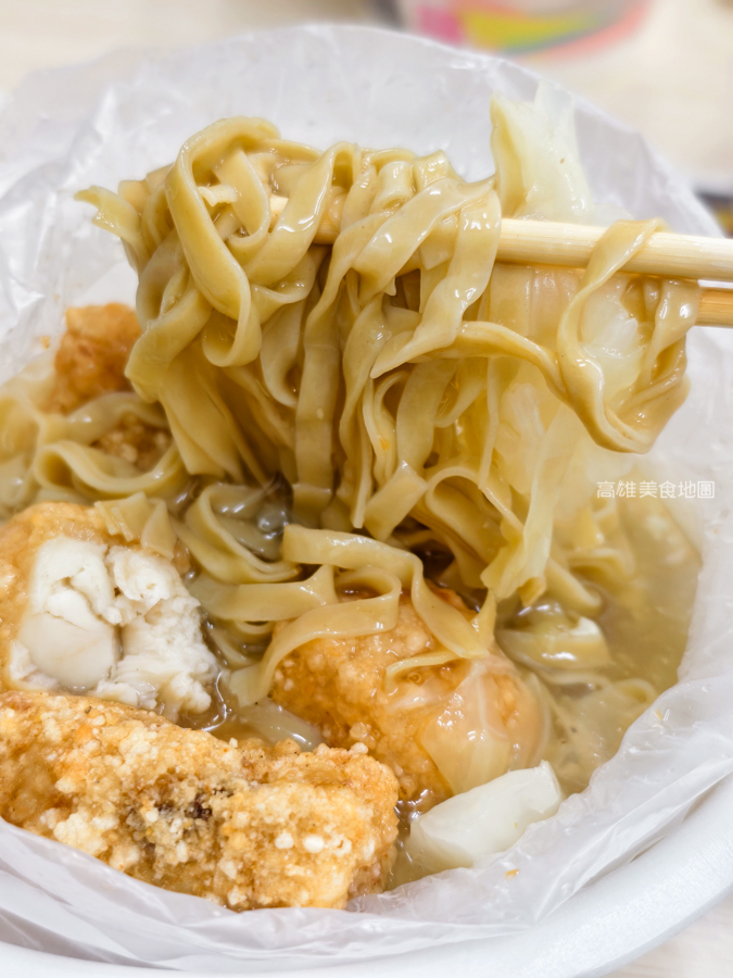 小港三伯仔土魠魚羹|開門就排隊的高雄 30 年以上老店,魚塊超酥超飽滿! 高雄小港漢民路-三伯仔土魠魚羹