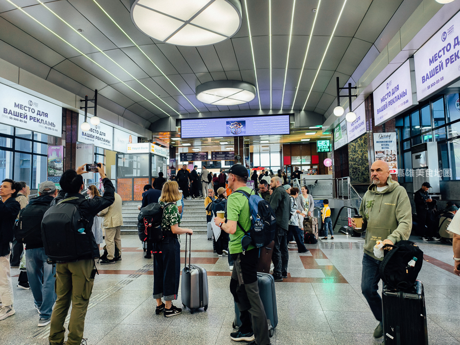烏茲別克跟團怎麼玩？撒馬爾罕一日遊：雷吉斯坦廣場夜景、最美藍色走廊全攻略