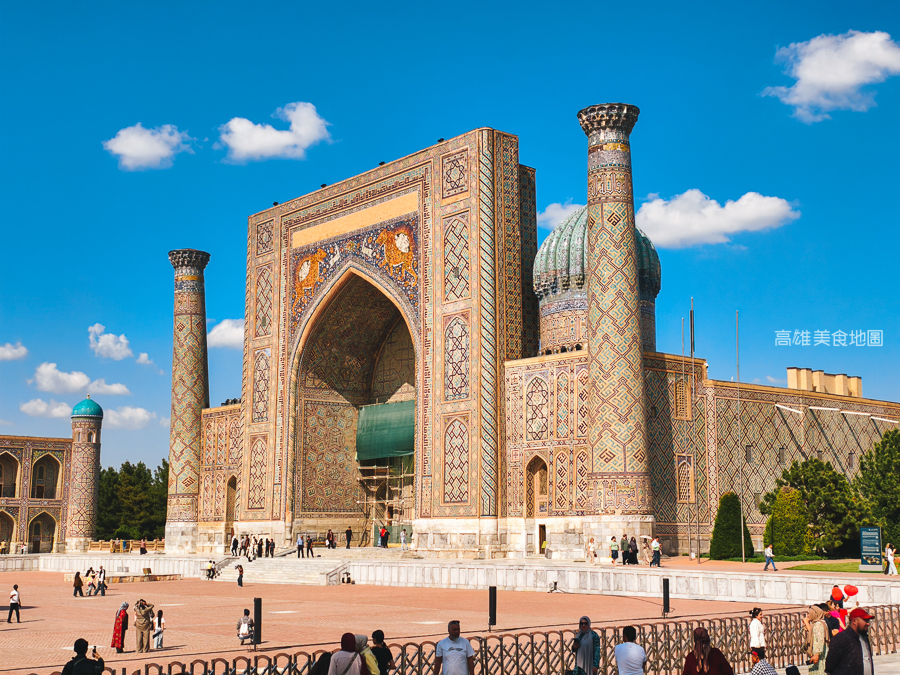 烏茲別克跟團怎麼玩？撒馬爾罕一日遊：雷吉斯坦廣場夜景、最美藍色走廊全攻略