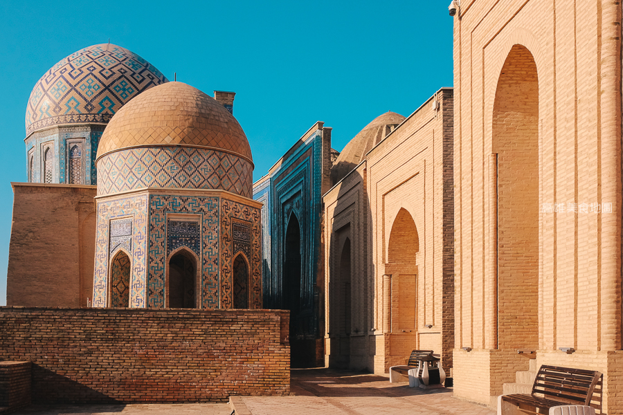烏茲別克跟團怎麼玩？撒馬爾罕一日遊：雷吉斯坦廣場夜景、最美藍色走廊全攻略