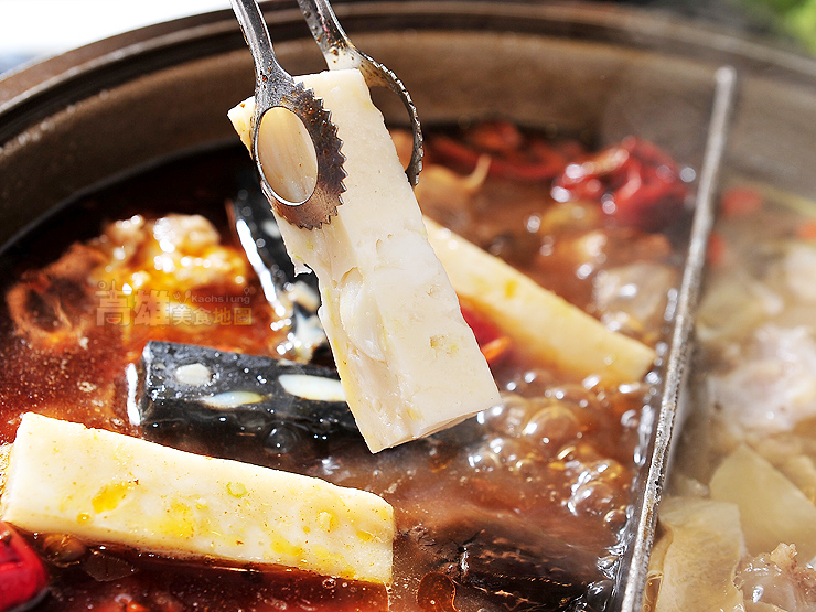 【聚梧桐.臻品麻辣鍋物】高雄麻辣鴛鴦火鍋推薦 【聚梧桐.臻品麻辣鍋物】高雄麻辣鴛鴦火鍋推薦