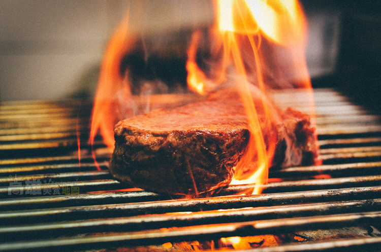 【19 to 1鮮選牛排專賣店】高雄原味碳烤牛排推薦 【19 to 1鮮選牛排專賣店】高雄原味碳烤牛排推薦