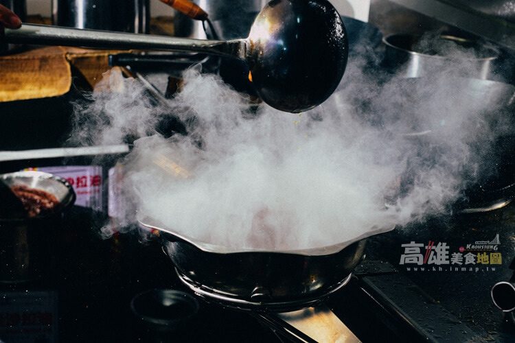 大宅門乾鍋鴨頭｜台北乾鍋鴨頭、川式推薦 (高雄創始店)